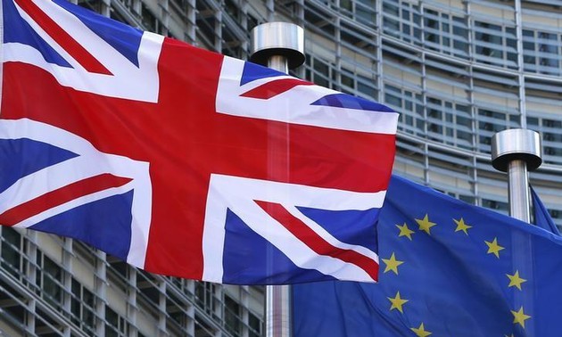 Optimism rises for Brexit breakthrough next week