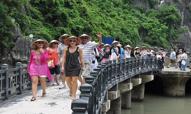 Vietnam set to welcome 18 million foreign tourists in 2019