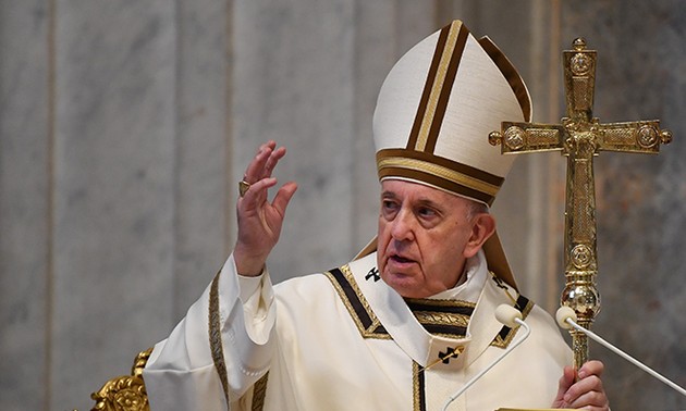 Pope Francis calls for protecting women from domestic violence during COVID-19 lockdowns