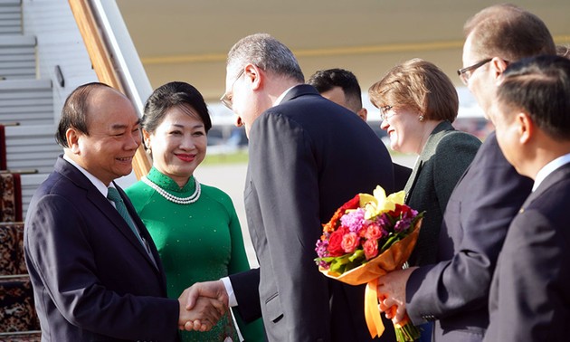 러시아 모스크바에서  응우옌 쑤언 푹 (Nguyễn Xuân Phúc) 총리 공식 환영식