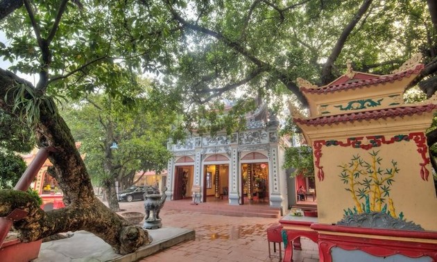 모교신앙을 품은 곳 “서호부” : 하노이의 신성한 아름다움