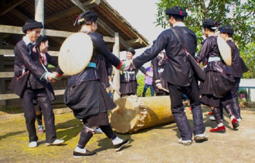 라오까이 (Lào Cai) 짜이 소수민족의 전통 민요