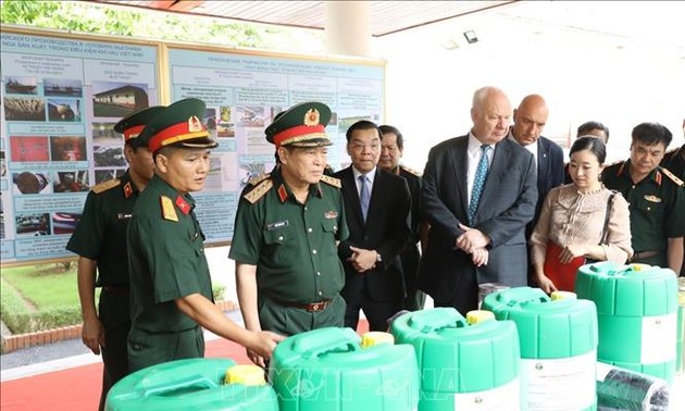 국방부 장관, 베트남 – 러시아 열대센터 방문