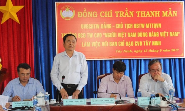 Intensifier le mouvement «Les Vietnamiens privilégient les marchandises vietnamiennes»