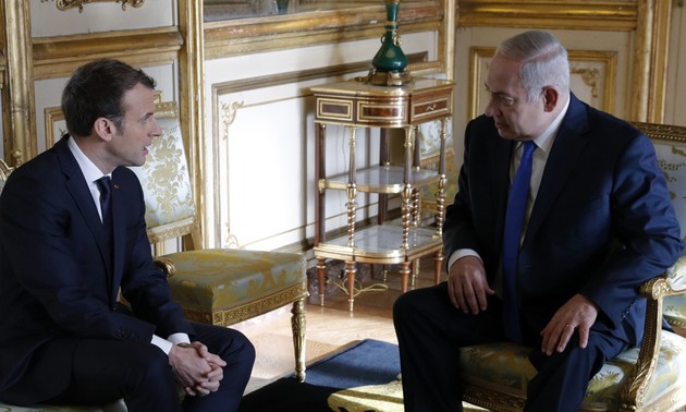 Jérusalem: Macron appelle Netanyahu à "des gestes courageux envers les Palestiniens"