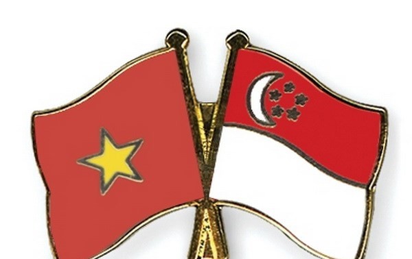 Resserrer l’amitié Vietnam-Singapour