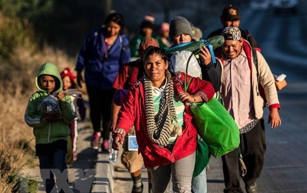 Donald Trump menace de fermer totalement sa frontière avec le Mexique pour éviter les flux de migrants