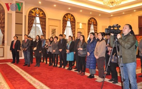 L’ambassadeur du Vietnam en Chine rencontre la presse locale