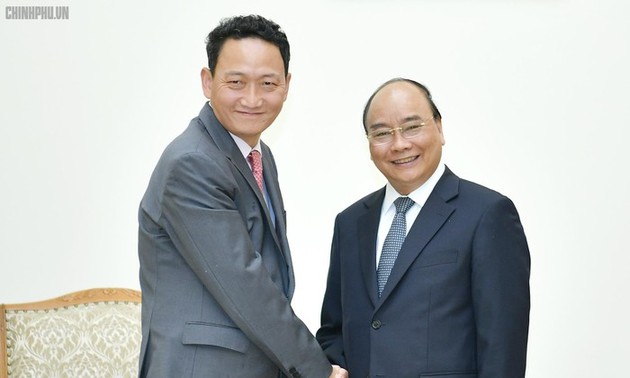 Nguyên Xuân Phuc reçoit l’ambassadeur sud-coréen