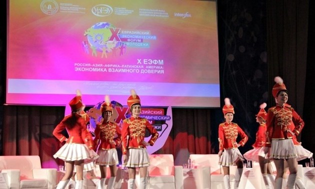 Le Vietnam participe au Forum économique eurasien de la jeunesse