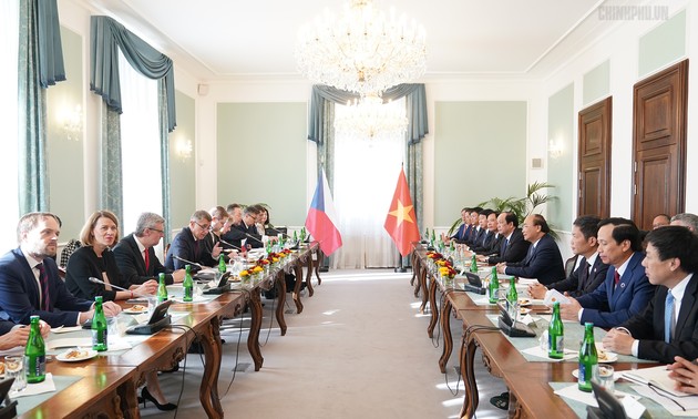 Vietnam-République tchèque: renforcer la coopération dans tous les domaines