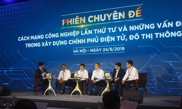 Nguyên Xuân Phuc plaide pour un nouveau cadre juridique pour l’industrie 4.0