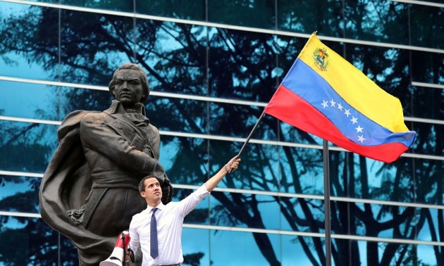Venezuela: Guaidó exhorte ses partisans à «ne pas se rendre»
