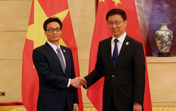 Vu Duc Dam à la Foire et au Sommet de commerce et d’investissement Chine-ASEAN