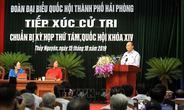 Nguyên Xuân Phuc à la rencontre des électeurs de la ville de Hai Phong