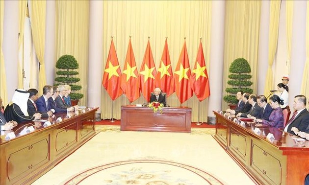 Nguyên Phu Trong reçoit de nouveaux ambassadeurs
