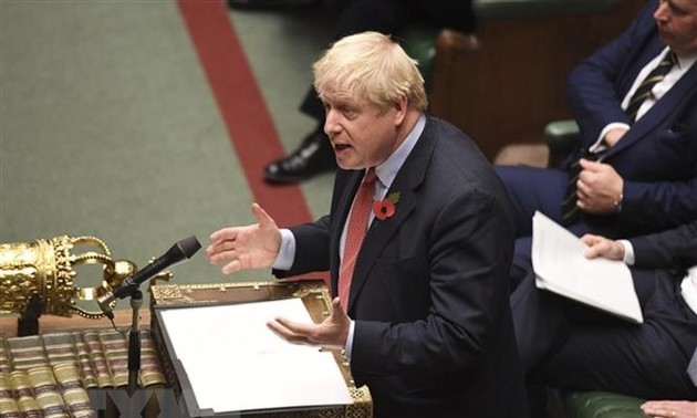 Royaume-Uni : Boris Johnson lance sa campagne électorale