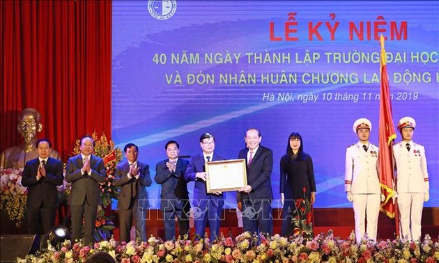 40 bougies pour l’Université de droit de Hanoi