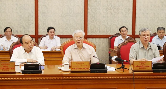 Le Bureau politique se réunit sous l’égide du SG et président Nguyên Phu Trong