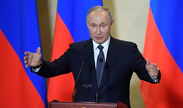 Vladimir Poutine n’exclut pas d’être candidat à la présidentielle