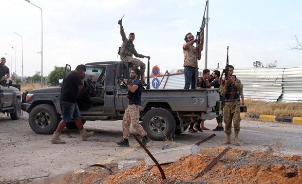 Libye: Berlin, Paris et Rome appellent au respect de l'embargo sur les armes