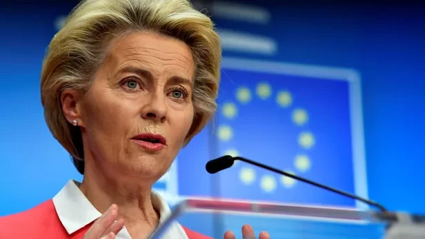 Covid-19: La présidente de la Commission européenne, Ursula von der Leyen, en quarantaine