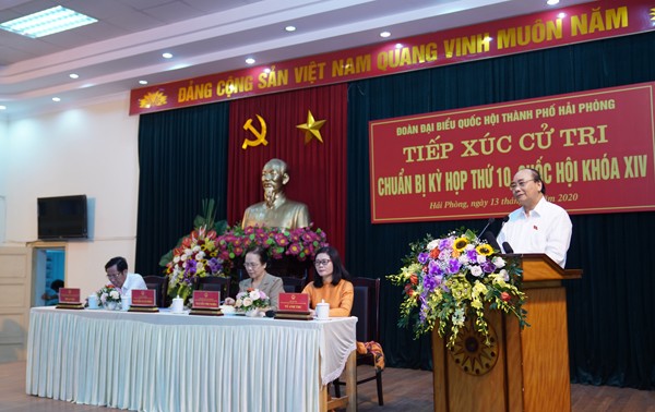 Nguyên Xuân Phuc: Haiphong doit occuper une place importante en Asie du Sud-Est en 2025