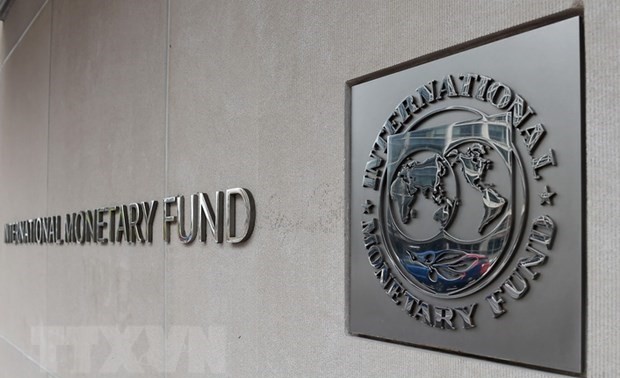 Covid-19: le FMI suggère de taxer les plus riches et les entreprises prospères