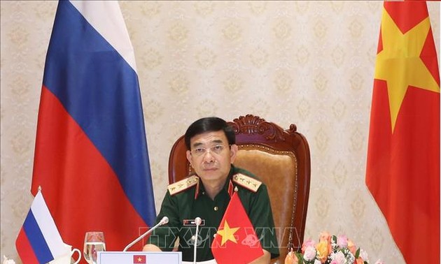 ​Vietnam-Russie: Entretien téléphonique entre Phan Van Giang et Sergey Kuzhugetovich Shoygu