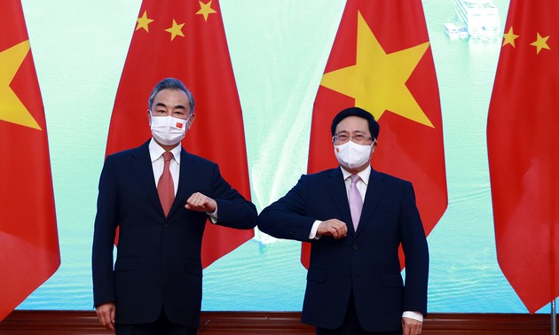 Le Vietnam et la Chine promeuvent la coopération dans différents domaines