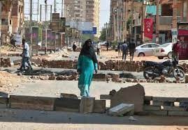 Soudan: la communauté internationale frappe au porte-monnaie