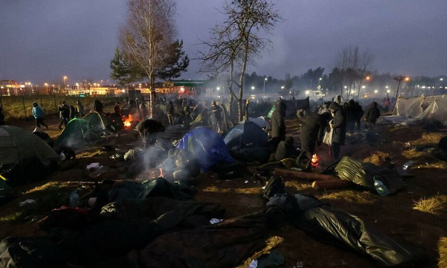 Une centaine de migrants arrêtés dans la nuit de mercredi à jeudi à la frontière biélorusse