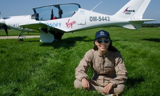 Zara Rutherford devient la plus jeune femme à faire le tour du monde en solitaire