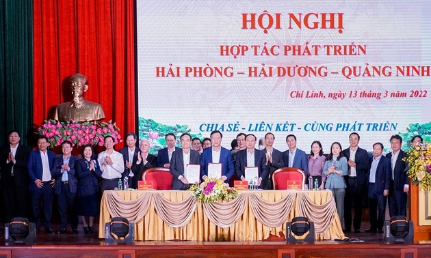 Conférence de coopération interrégionale Hai Duong – Hai Phong – Quang Ninh