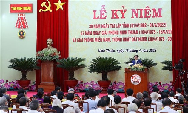 Pham Minh Chinh à la célébration des 30 ans de la fondation de la province de Ninh Thuân 