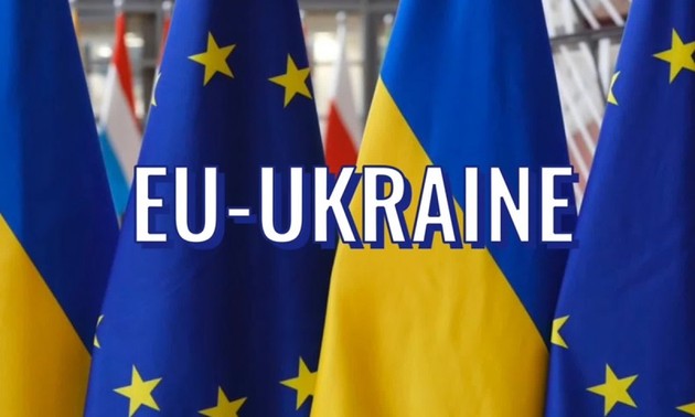 Aide à l'Ukraine: l'Europe promet 18 milliards d'euros en 2023