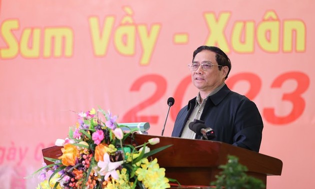 Le programme «Un Têt d’union» à Phu Yên en présence de Pham Minh Chinh