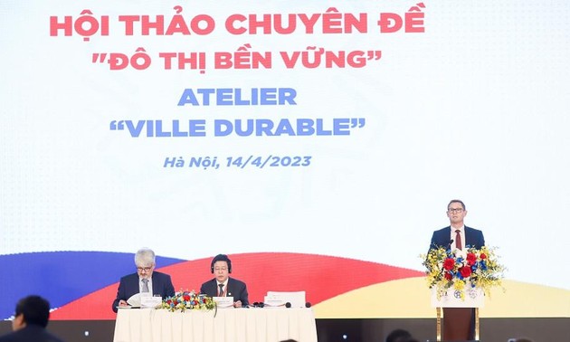 Intensifier la coopération décentralisée franco-vietnamienne dans le développement urbain durable