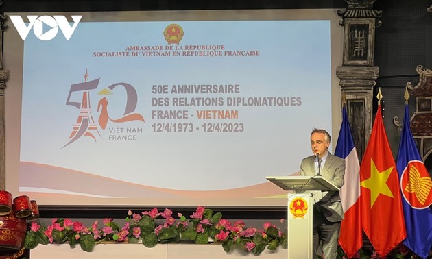 Célébration des 50 ans de relation diplomatique Vietnam-France à Paris