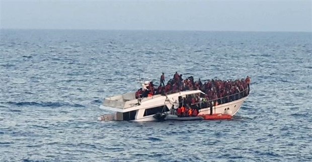 Un bateau avec 500 migrants à bord a disparu en mer Méditerranée