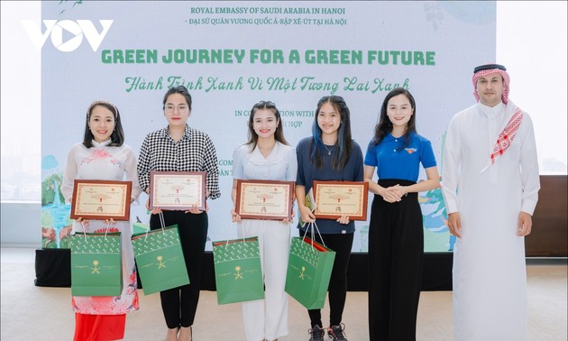 Le Vietnam et l’Arabie saoudite partagent leur vision d’un avenir vert