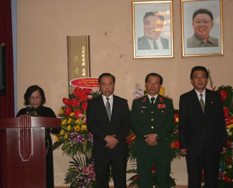 В Ханое отметили 65-летие установления дипотношений между Вьетнамом и КНДР