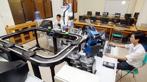 Вьетнам концентрируется на реорганизации научно-технологической отрасли в 2015 году 