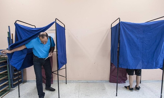 Правящая партия СИРИЗА победила на выборах в Греции