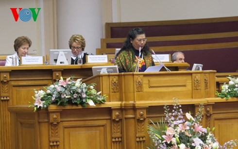 Тонг Тхи Фонг приняла участие в Евразийском женском форуме