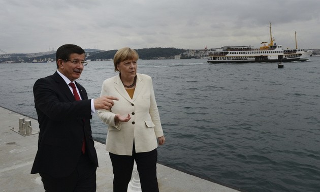 Турция и Германия будут вместе работать над проблемой беженцев