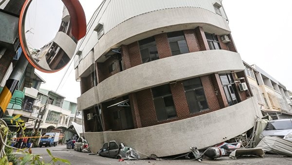 Число жертв землетрясения на Тайване достигло 116 человек