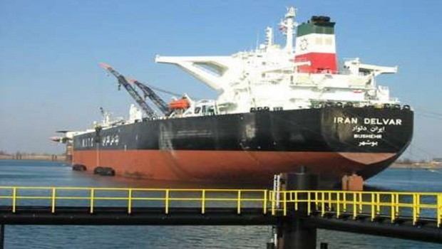 Иран начал экспортировать нефть в Европу