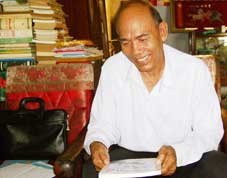 Народный учитель Лам Еш учится и работает по примеру президента Хо Ши Мина