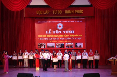 В Ханое прошла церемония чествования доноров крови